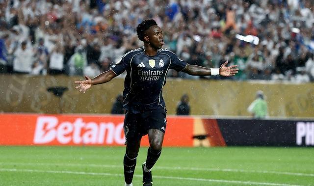 一名高速突, 维尼修斯最, 高水平球员