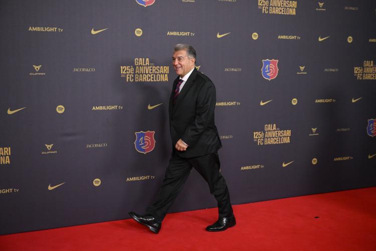 放球员部分, 释放, 什琴斯尼