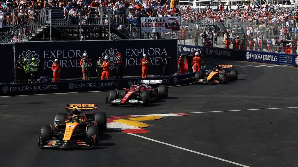 阴影也不再 阴影也不再