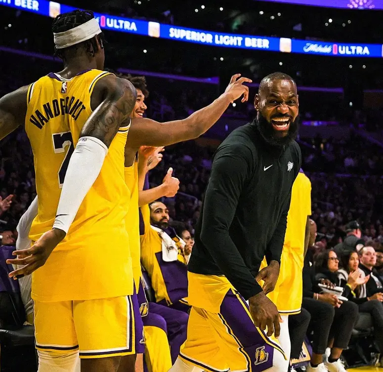 有天赋的, 好篮板球